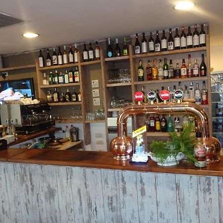 Hotel Nord Плоещ Екстериор снимка